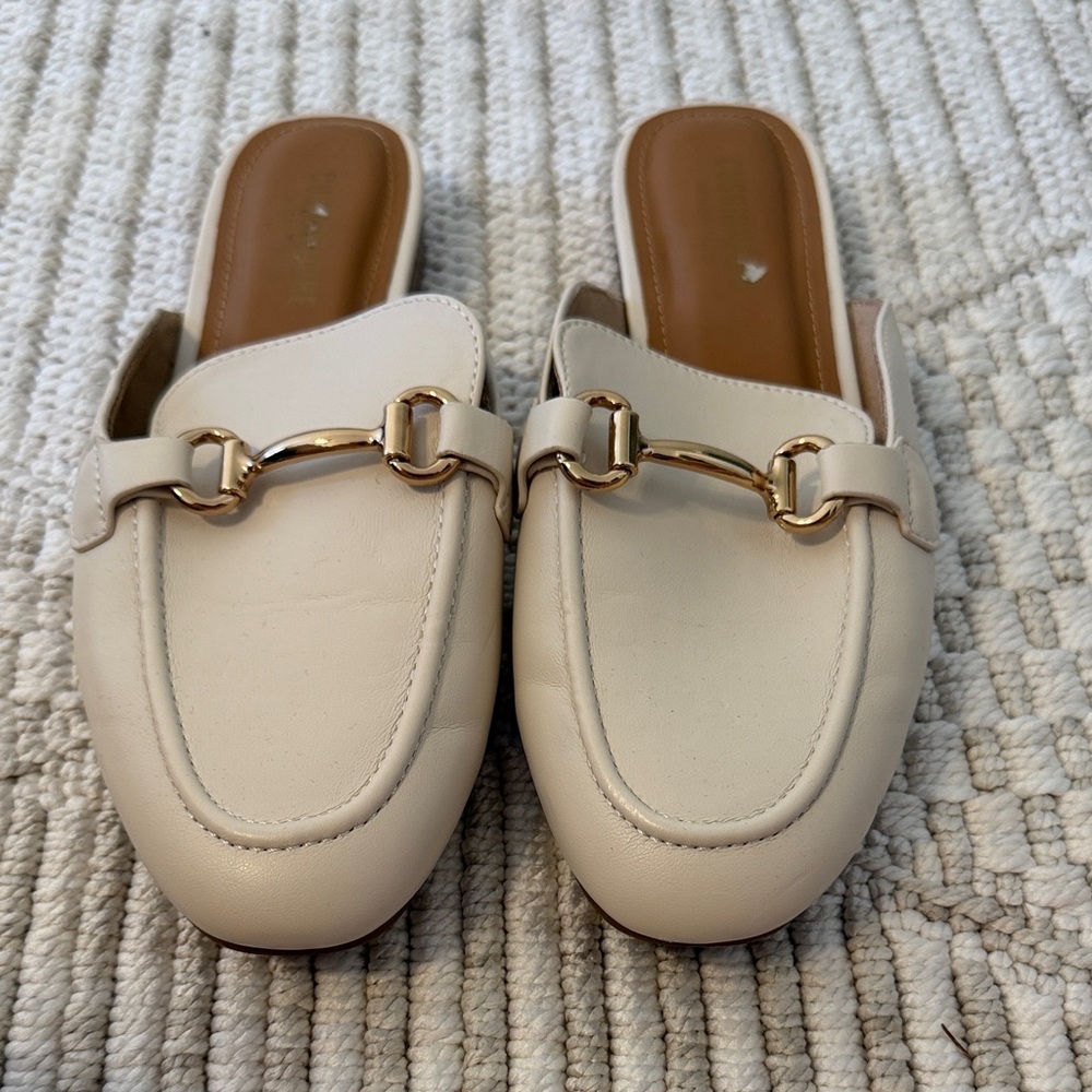 Chic Cream Loafers with Gold Detail